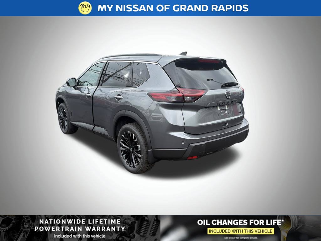 New 2026 Nissan Rogue Dark Armor AWD/4WD image 3