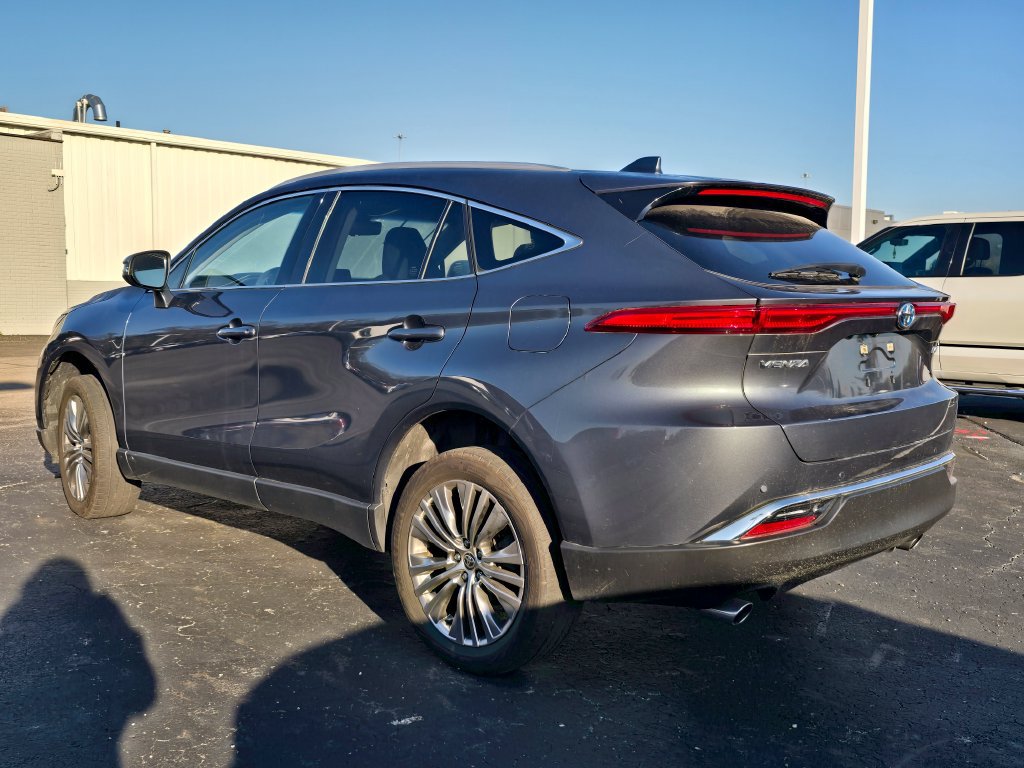 Used 2023 Toyota Venza Limited AWD/4WD image 6