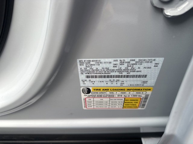 New 2025 Ford Expedition Active image 40