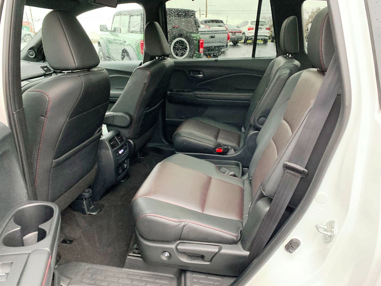 Used 2022 Honda Pilot Black Edition image 6