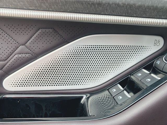 Used 2025 Ford Explorer Platinum w/ LUX Leather Package image 25