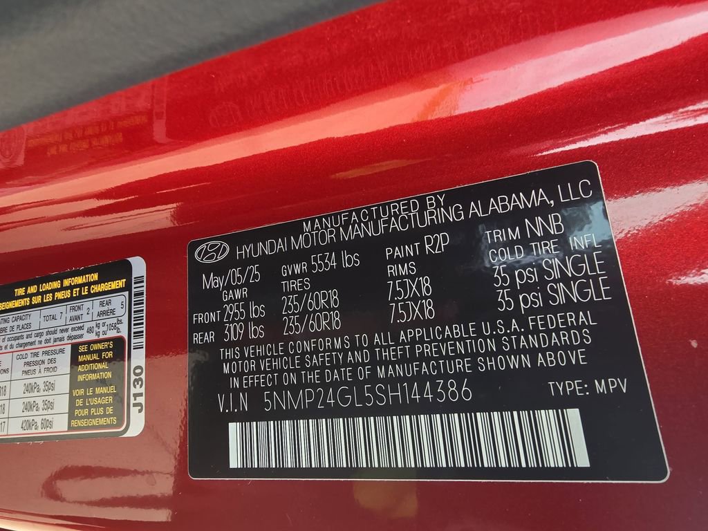 Used 2025 Hyundai Santa Fe SEL FWD image 35