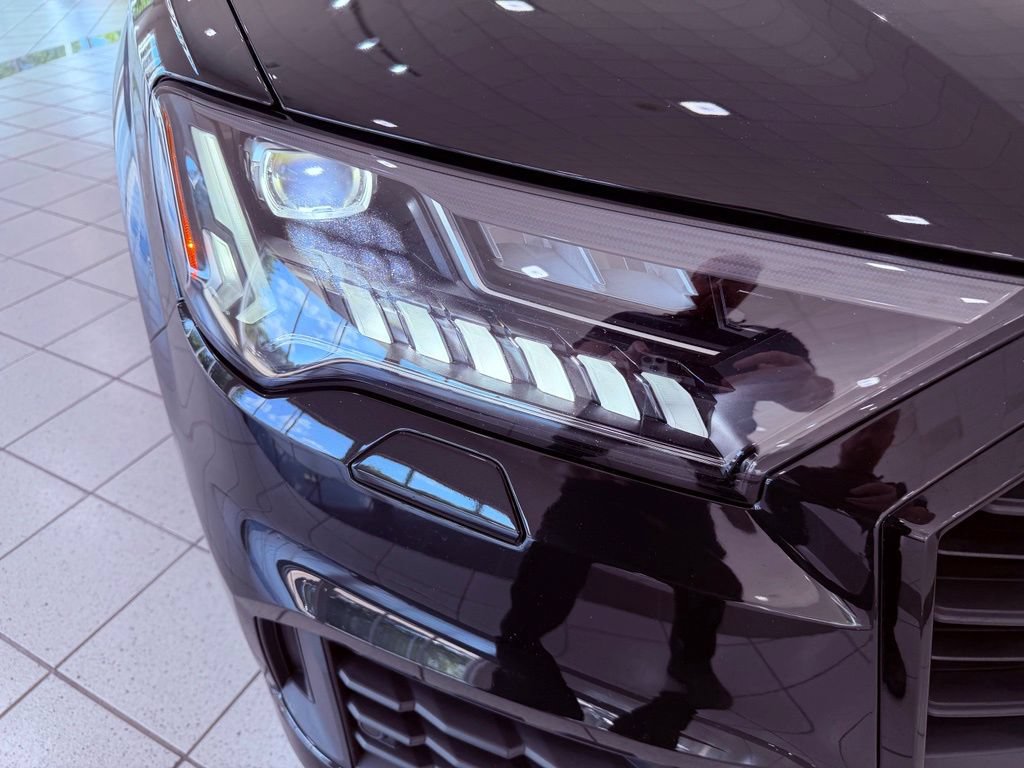 Used 2023 Audi Q7 3.0T Prestige AWD/4WD image 20