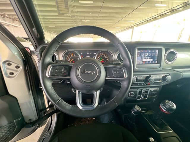 Used 2018 Jeep Wrangler Unlimited Sahara w/ Cold Weather Group image 14