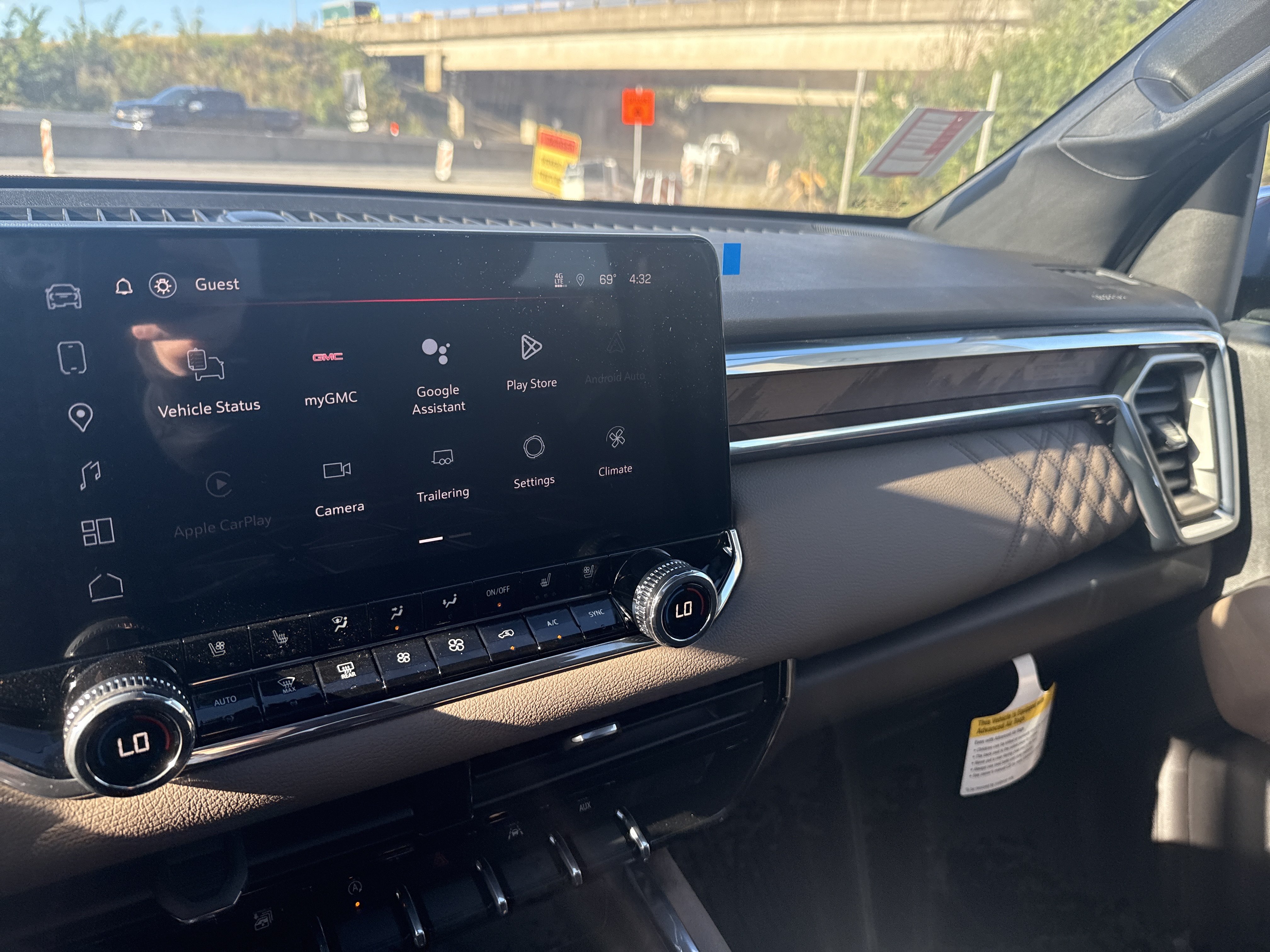New 2026 GMC Canyon Denali AWD/4WD image 22