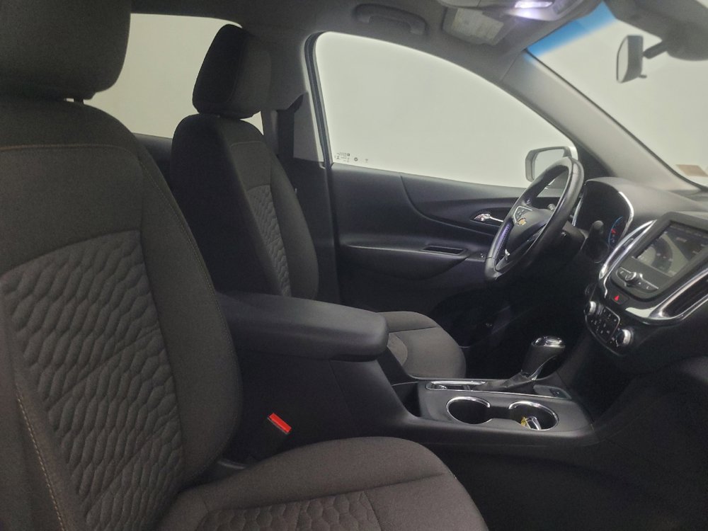 Used 2020 Chevrolet Equinox LT w/ Driver Convenience Package AWD/4WD image 21