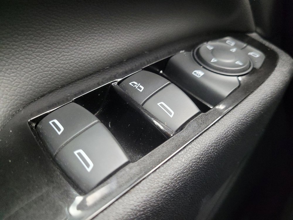 Used 2022 Chevrolet Equinox Premier image 27