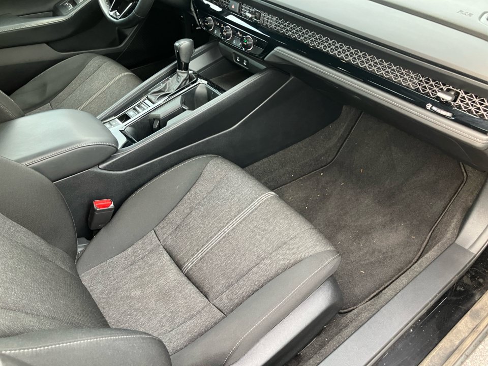 Used 2023 Honda Accord Sport image 32