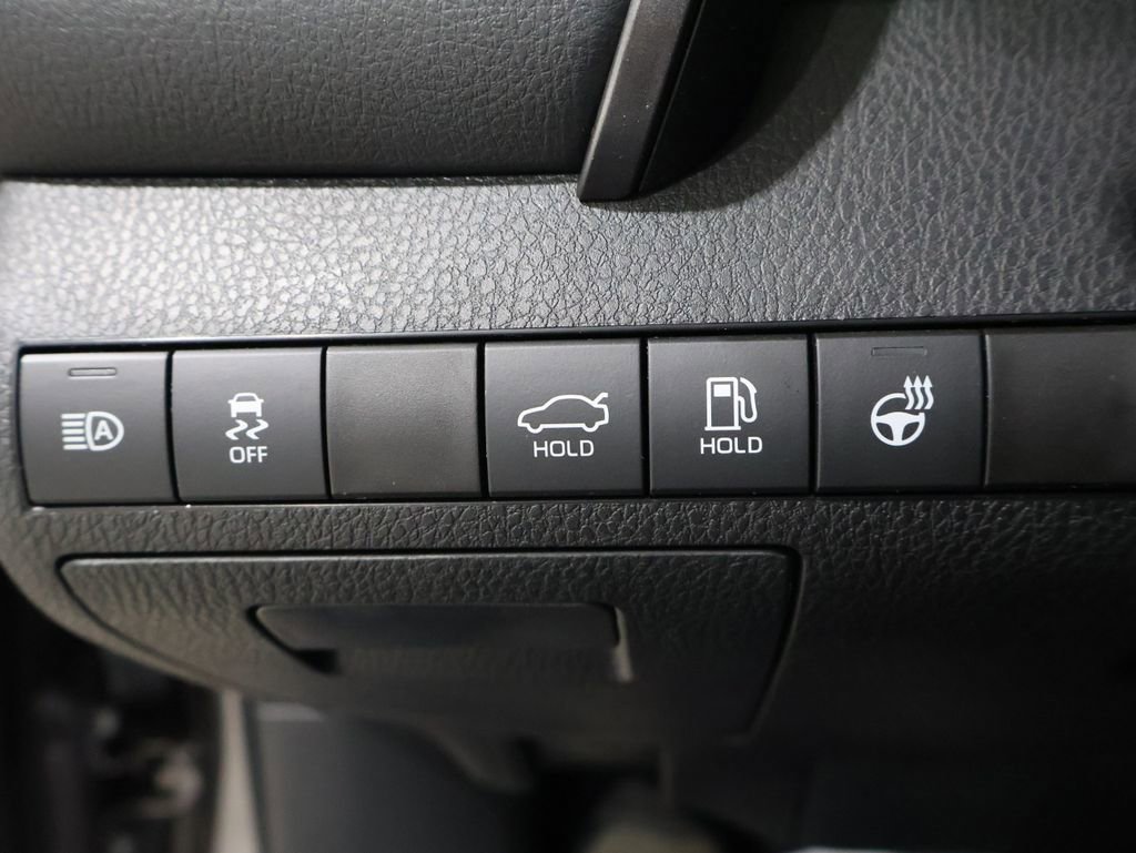 Used 2023 Toyota Camry SE image 31