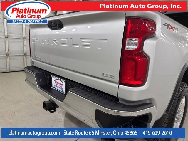 Used 2023 Chevrolet Silverado 3500 LTZ AWD/4WD image 44