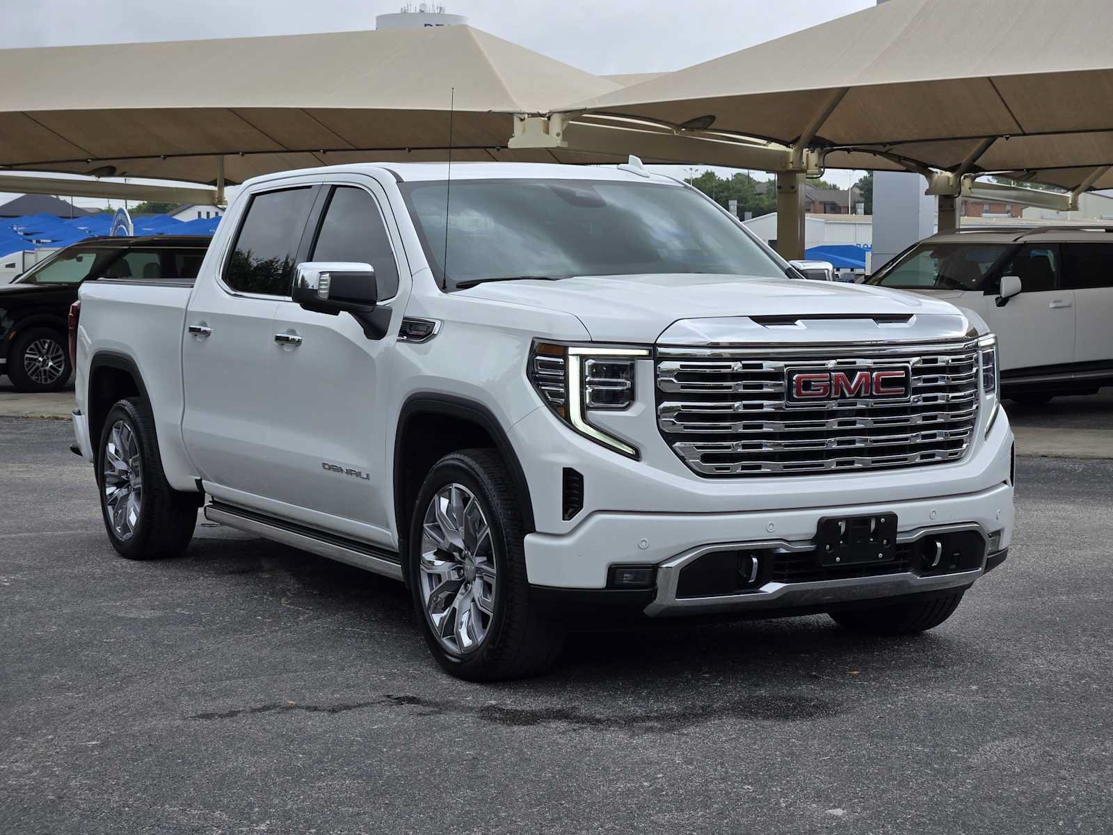 Certified 2024 GMC Sierra 1500 Denali AWD/4WD image 2
