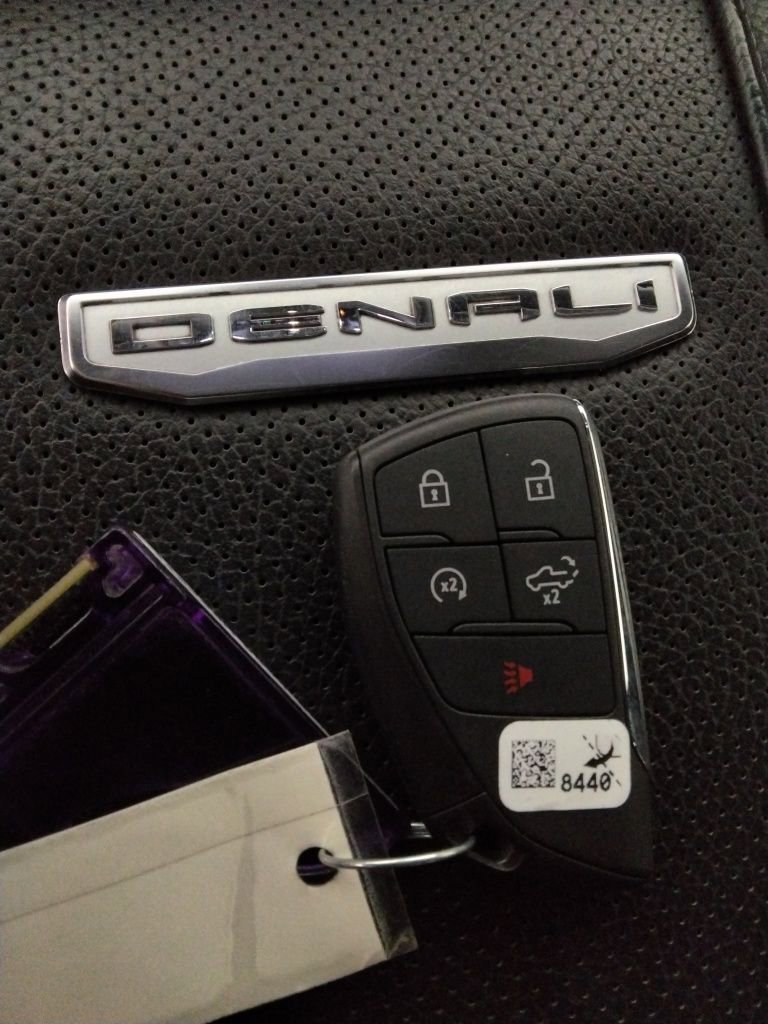 Used 2024 GMC Sierra 2500 Denali w/ Denali Reserve Package image 53