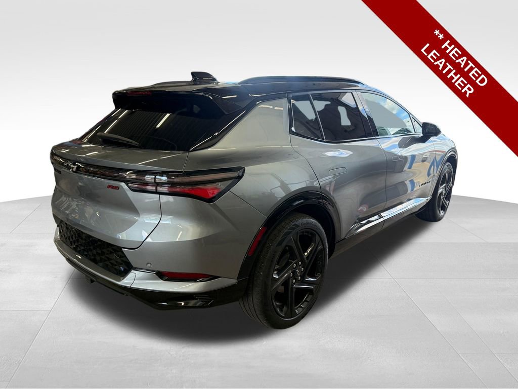 Used 2024 Chevrolet Equinox EV RS w/ LPO, Trailering Package FWD image 6