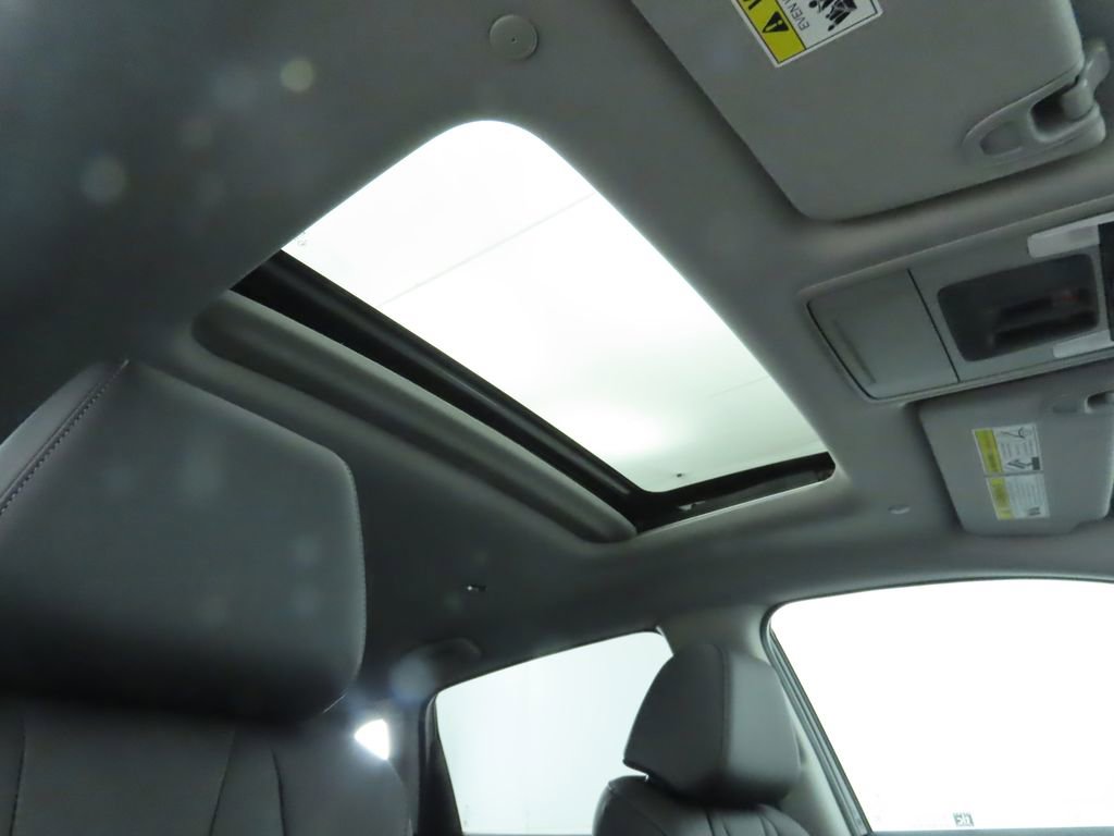 Used 2025 Acura ADX FWD image 20