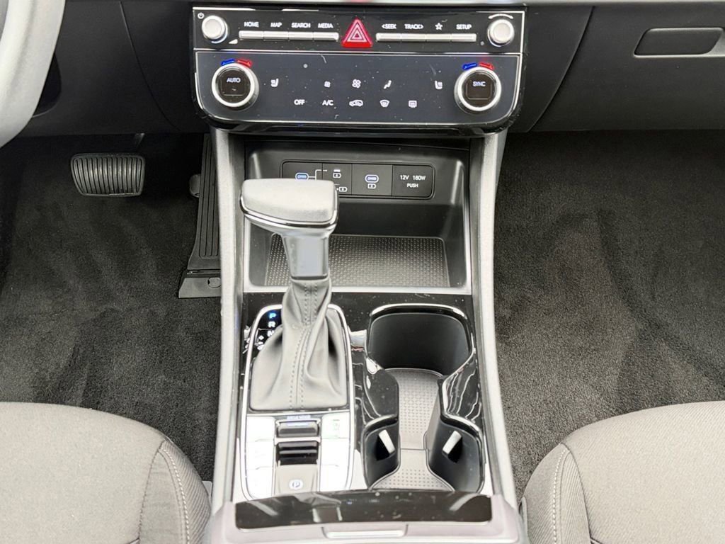 New 2026 Hyundai Tucson SEL image 18