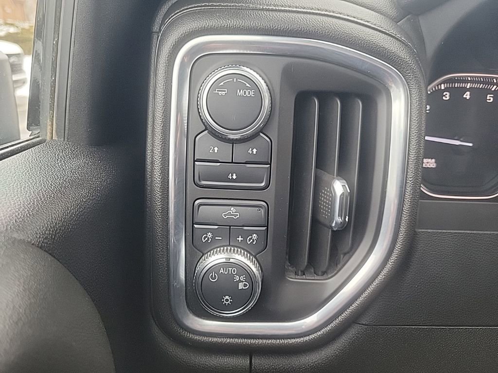 Certified 2022 GMC Sierra 2500 SLE w/ X31 Off-Road Package image 9