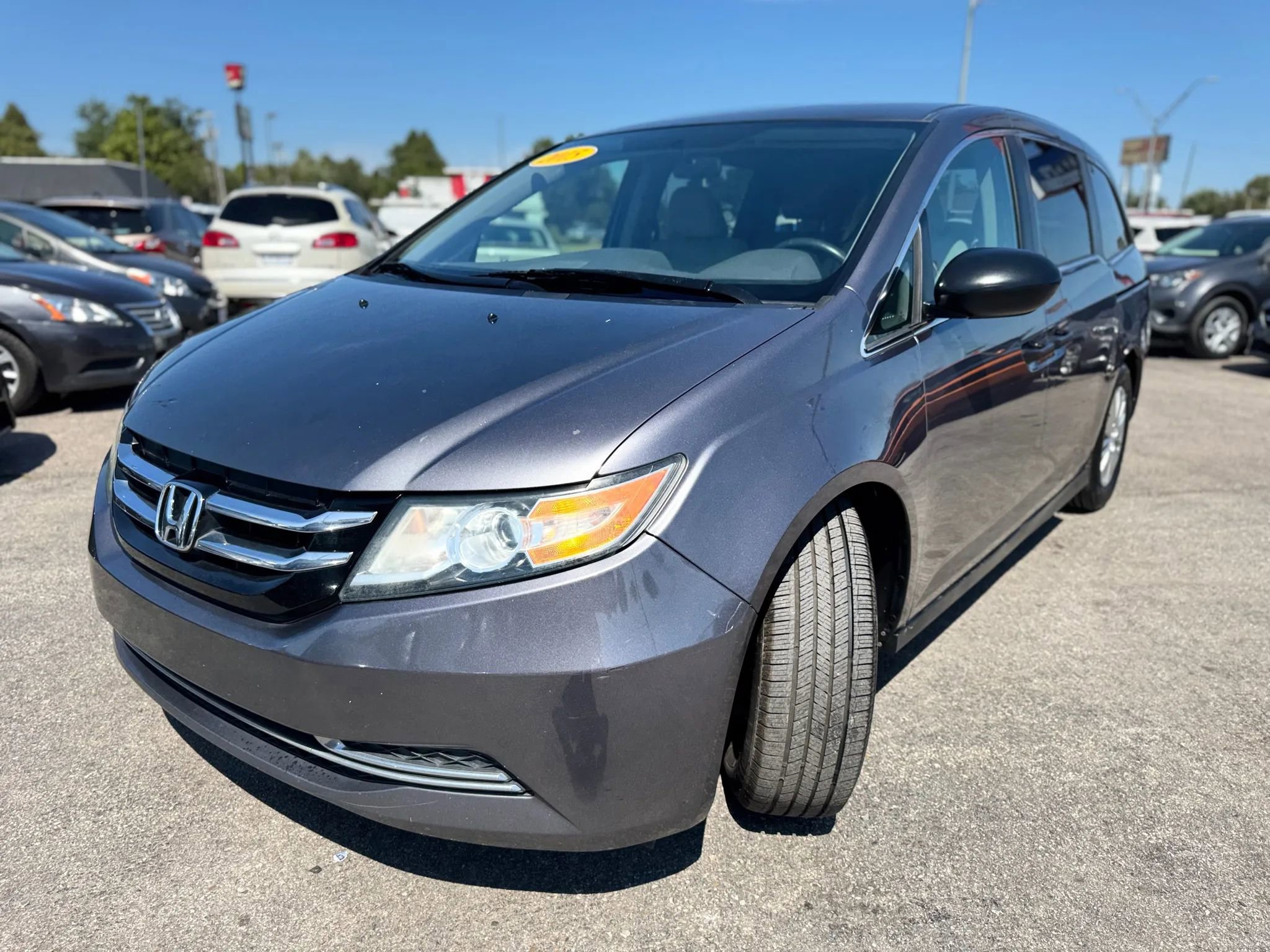 Used 2015 Honda Odyssey LX image 8