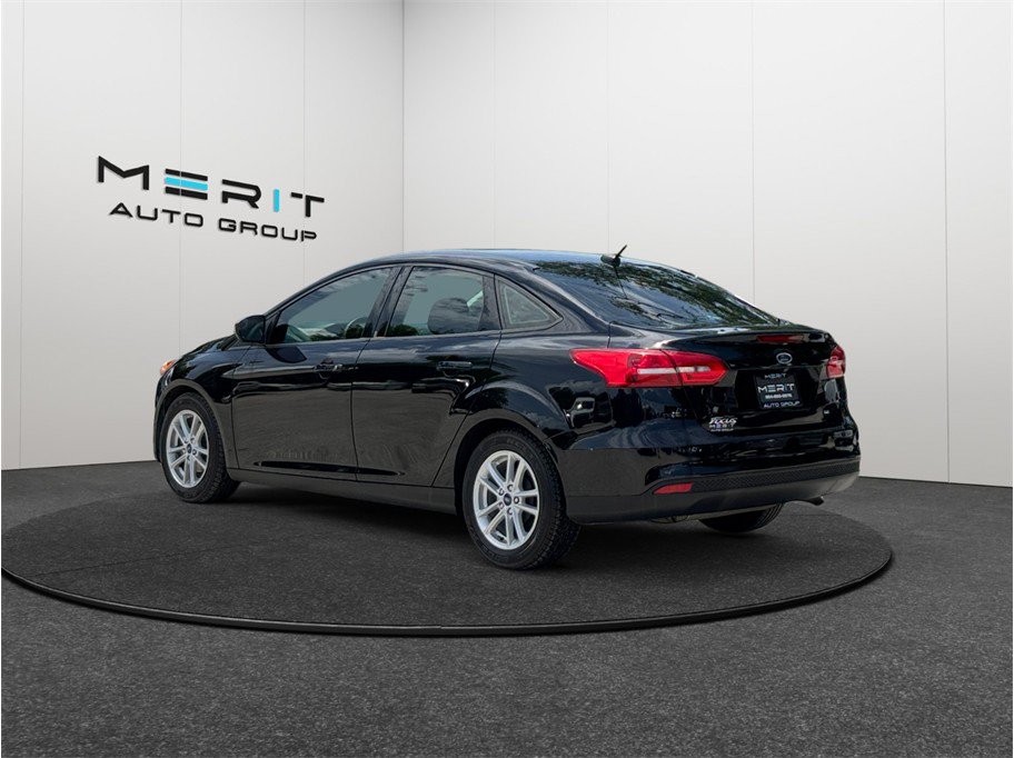 Used 2018 Ford Focus SE FWD image 7