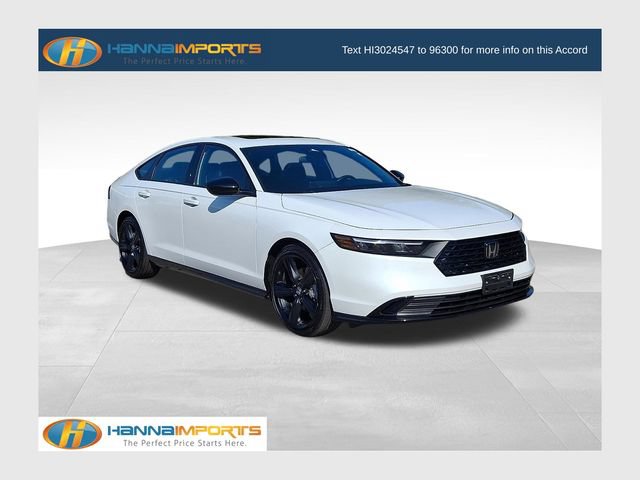 Used 2025 Honda Accord Sport image 1