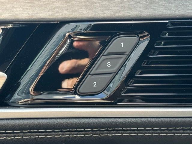 New 2026 Jeep Grand Wagoneer L Limited AWD/4WD image 11