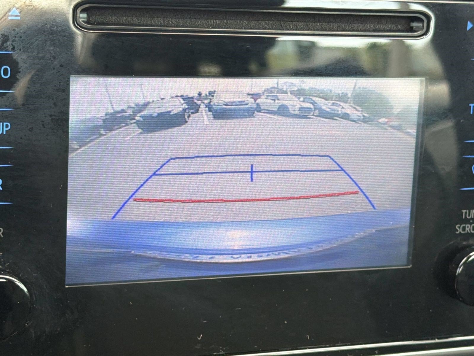 Used 2018 Toyota Corolla SE FWD image 19