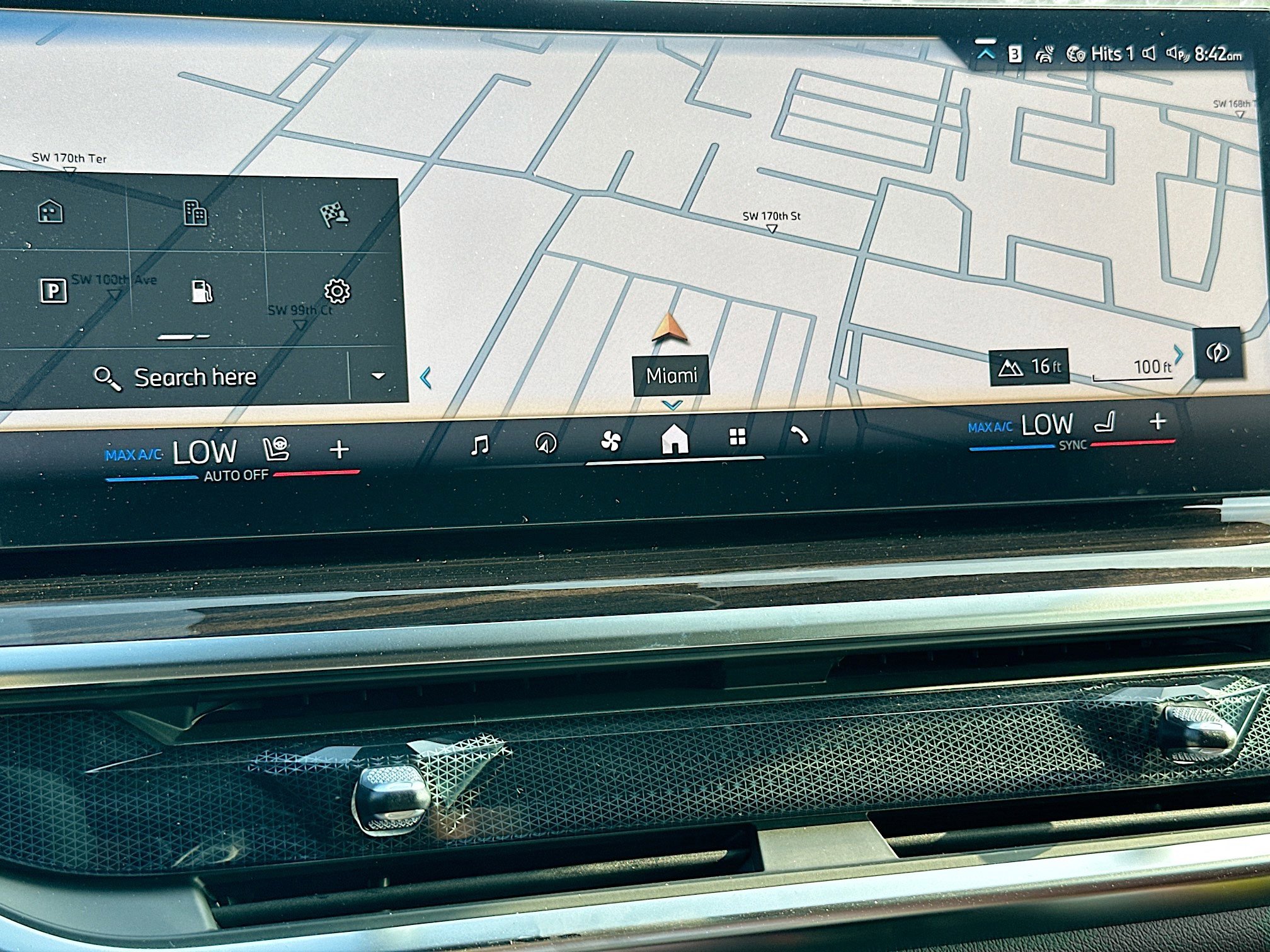 New 2026 BMW X6 xDrive40i AWD/4WD image 10