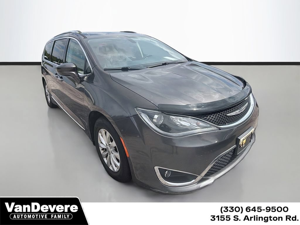 Used 2018 Chrysler Pacifica Touring-L
