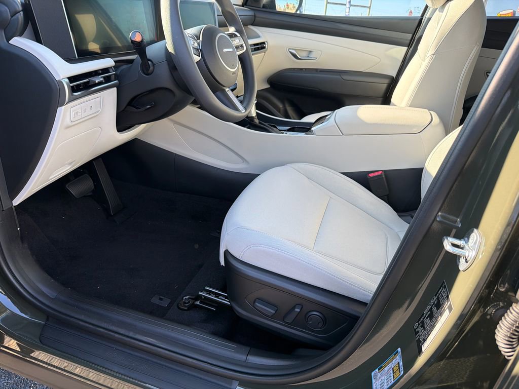 New 2026 Hyundai Tucson SEL image 9
