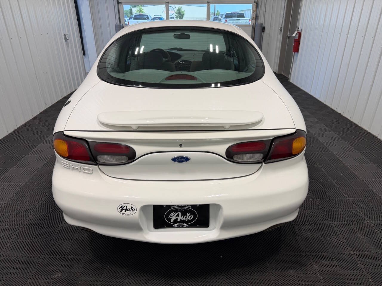 Used 1997 Ford Taurus SHO FWD image 5