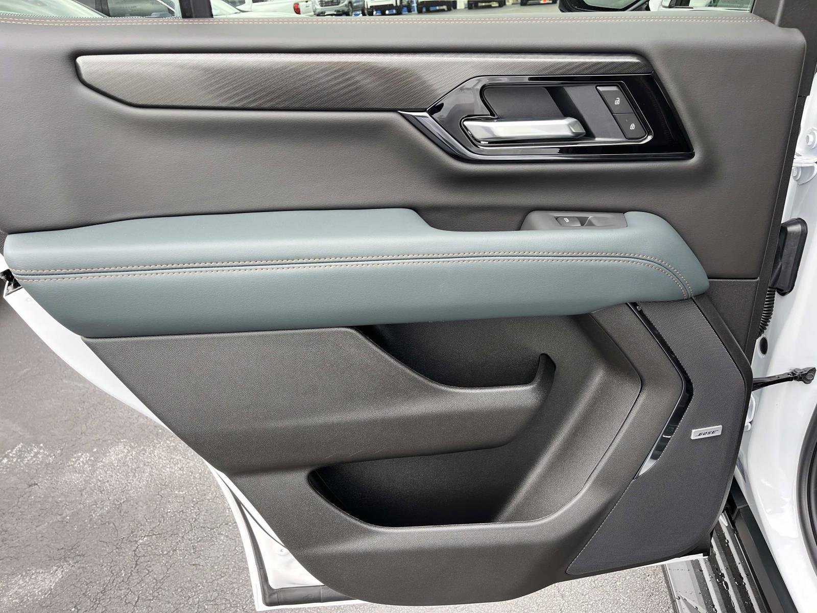 New 2026 GMC Yukon AT4 image 19