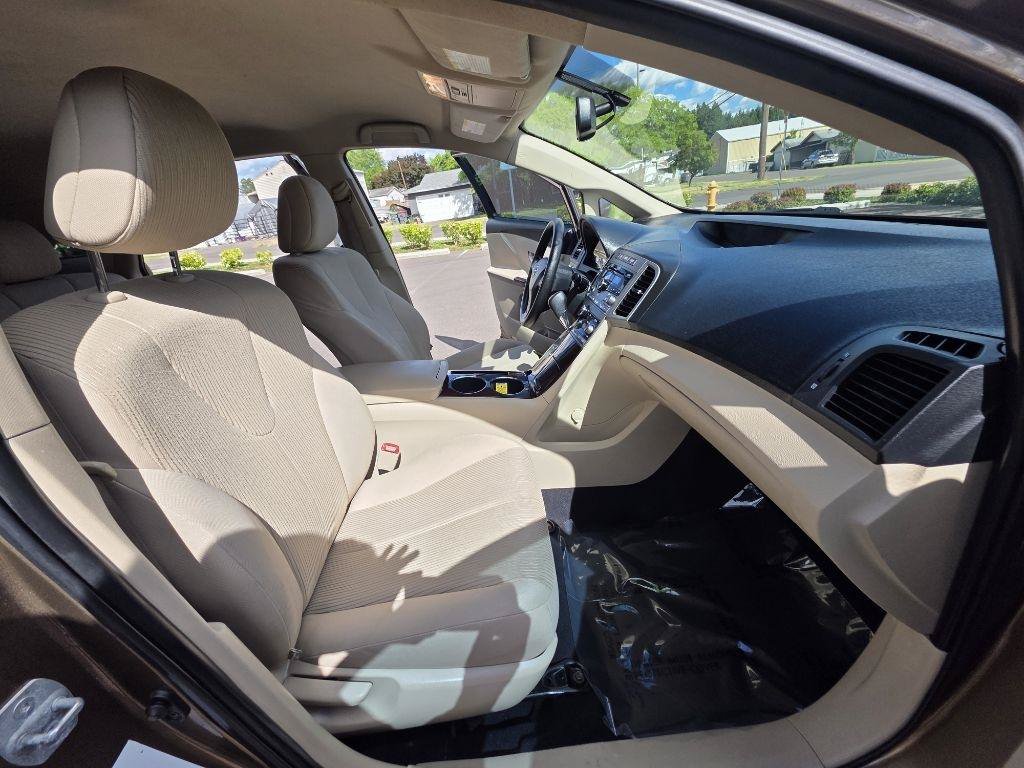 Used 2009 Toyota Venza FWD image 15