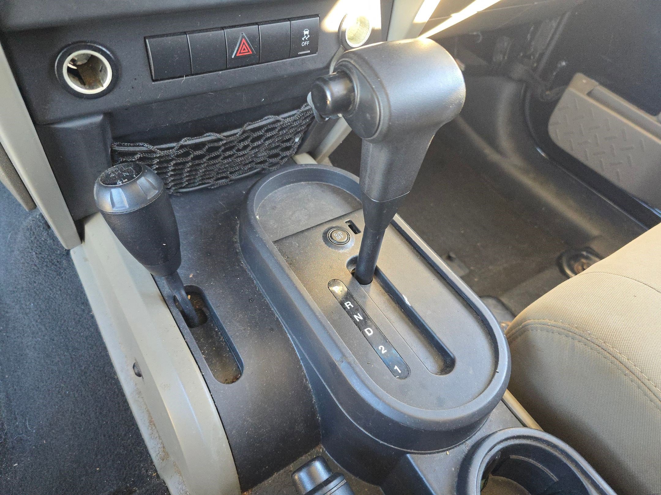 Used 2013 Ford F150 XLT w/ XLT Chrome Pkg image 15