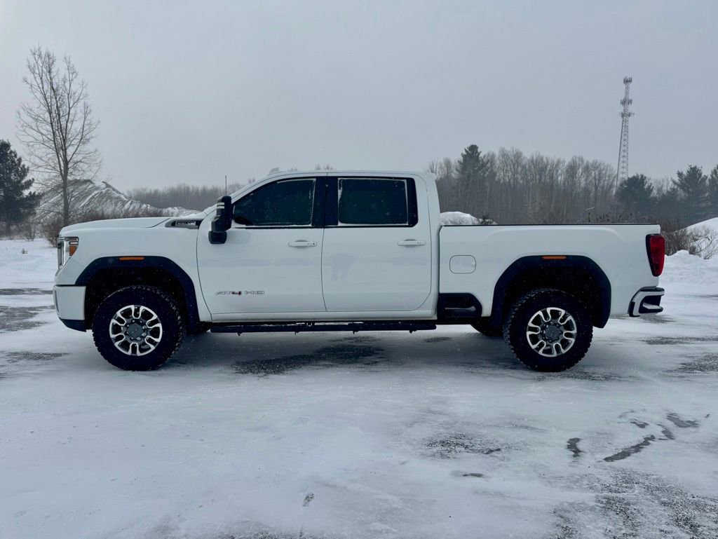 Used 2022 GMC Sierra 2500 AT4 image 3