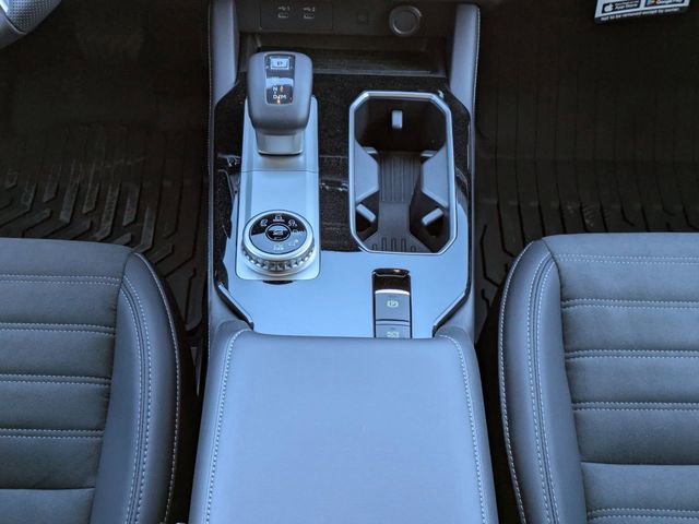 New 2026 Mitsubishi Outlander AWD image 21