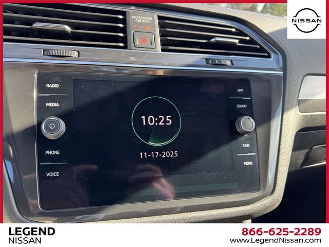 Used 2022 Volkswagen Tiguan SE R-Line image 22