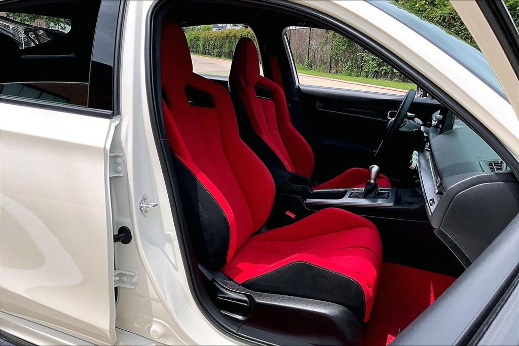 Used 2025 Honda Civic Type R image 10