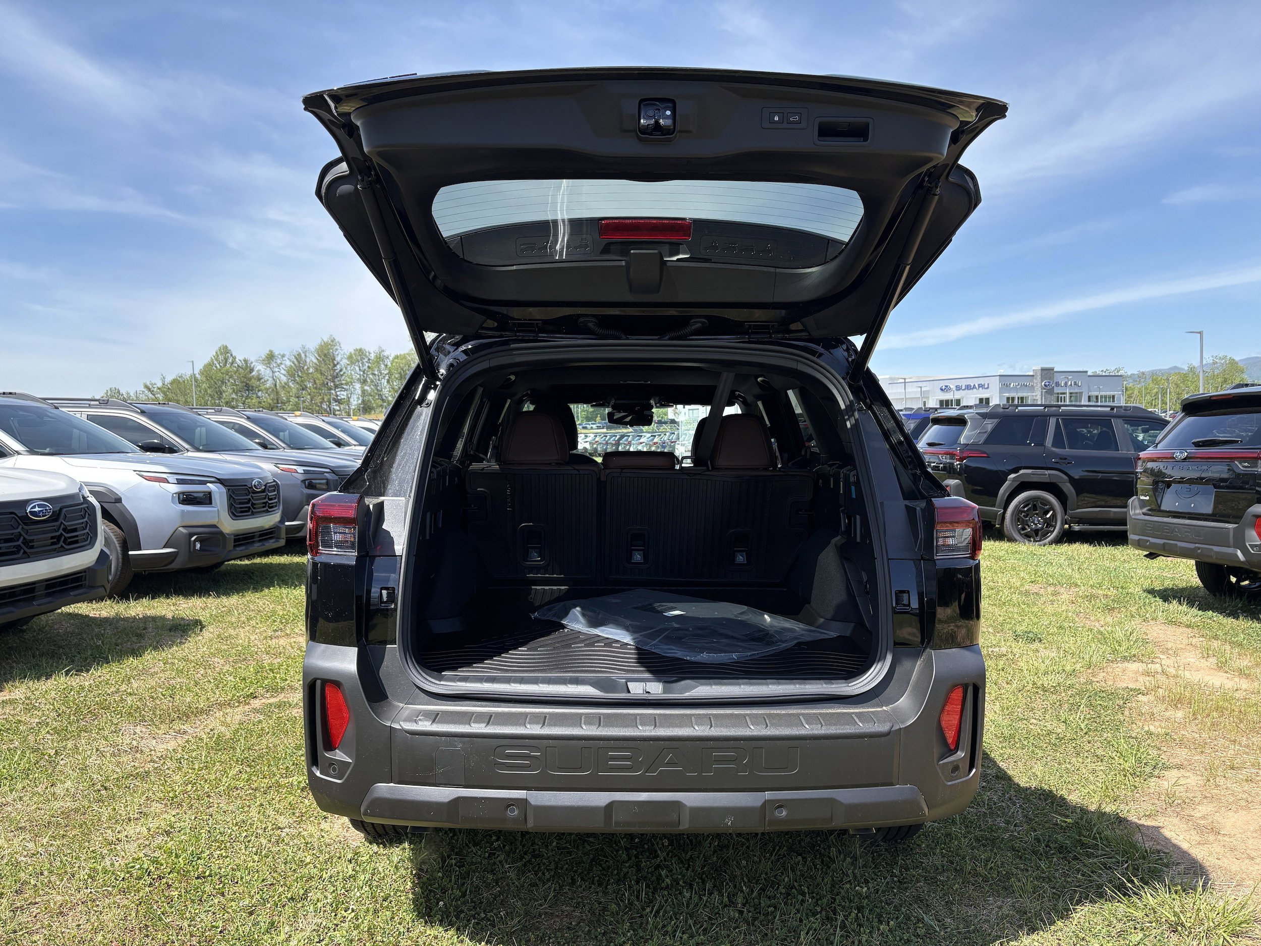 New 2026 Subaru Outback Touring XT AWD/4WD image 11
