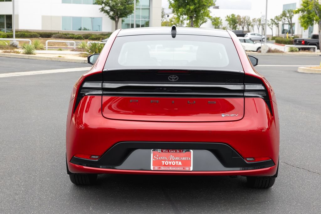 New 2026 Toyota Prius Plug-In Hybrid FWD image 6