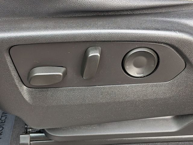 Used 2023 Chevrolet Tahoe Premier image 18