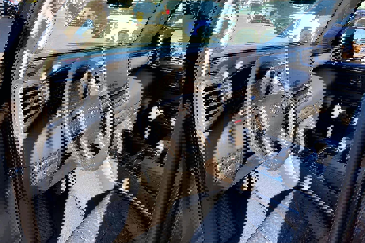 Used 2024 Toyota Tundra Limited image 15