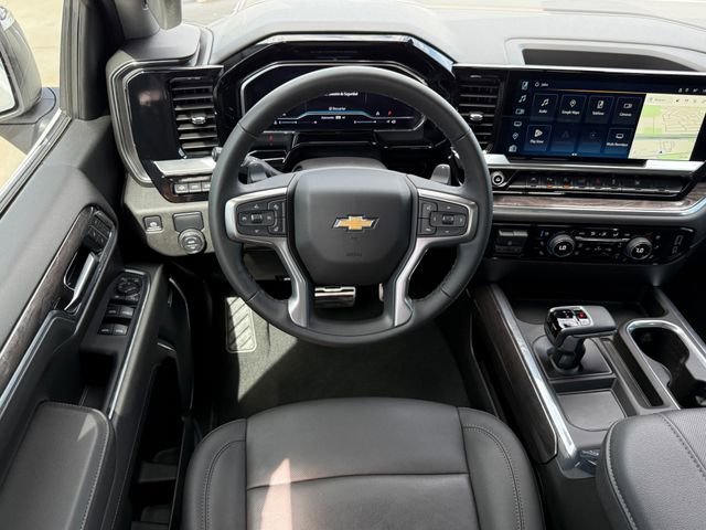 Used 2024 Chevrolet Silverado 1500 LTZ w/ Technology Package RWD image 24