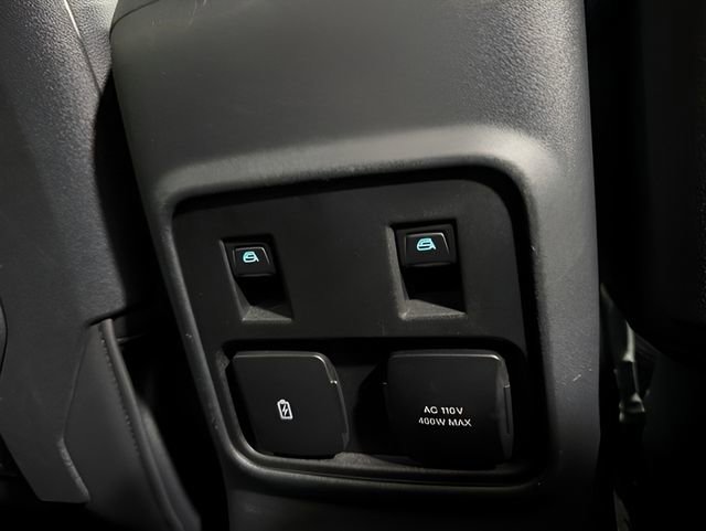 Used 2024 Ford Bronco Badlands w/ Sasquatch Package AWD/4WD image 34