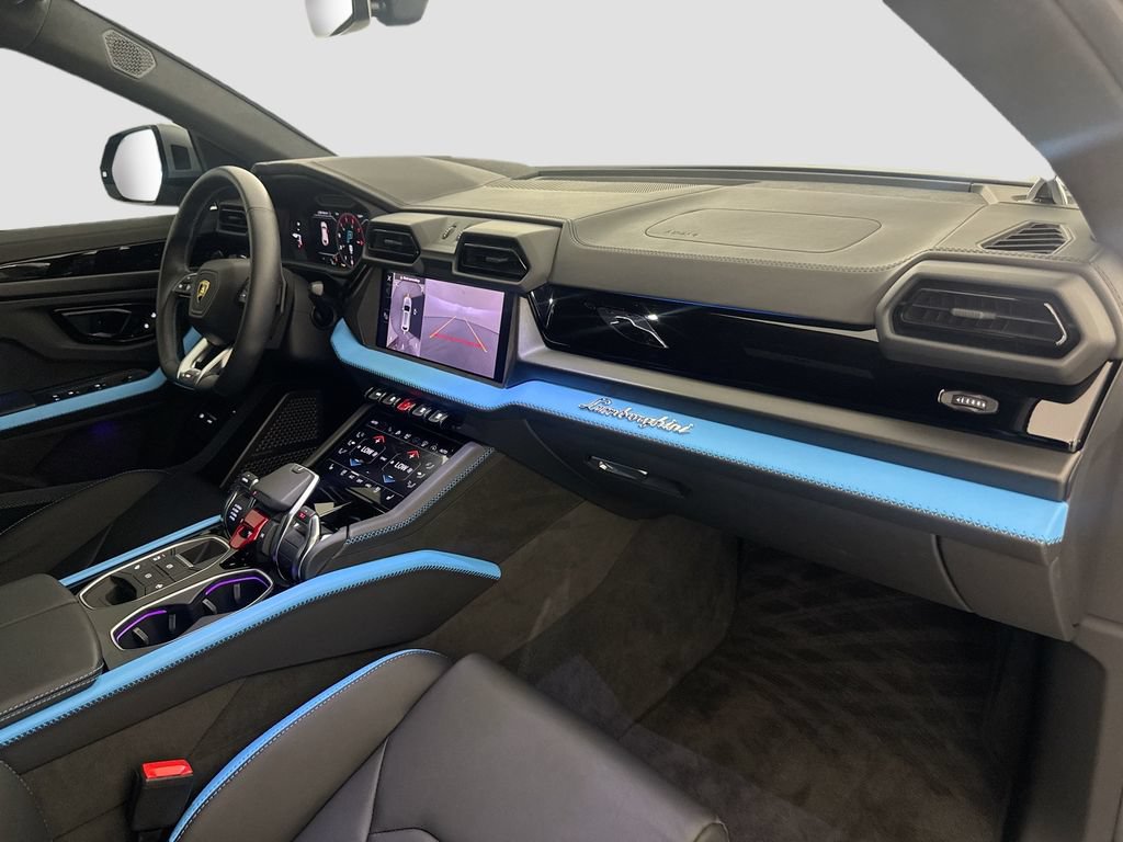 Used 2025 Lamborghini Urus S AWD/4WD image 32