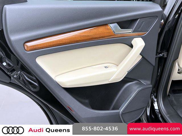 Certified 2023 Audi Q5 2.0T Premium w/ Convenience Package AWD/4WD image 11