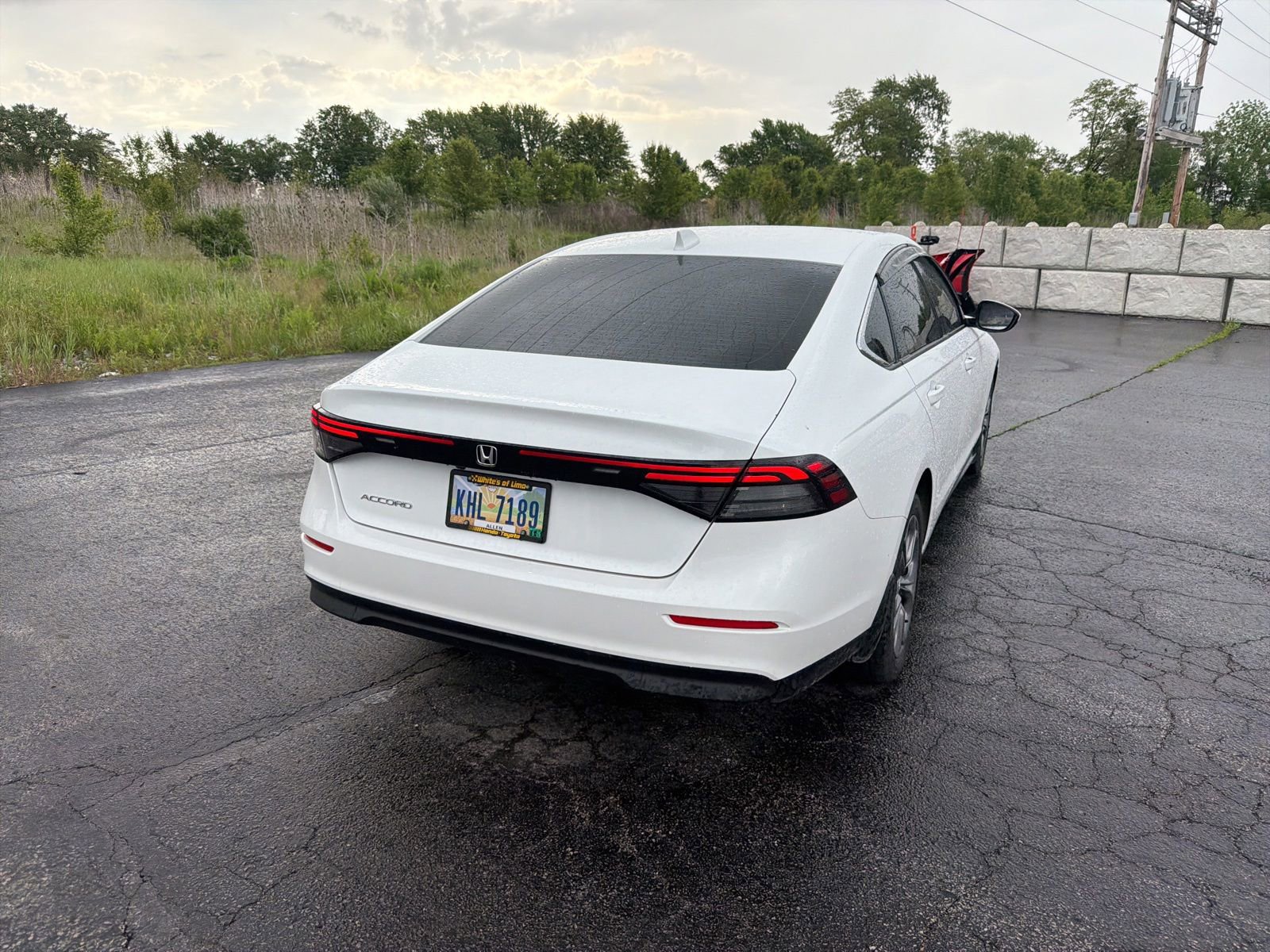 Used 2024 Honda Accord EX image 6