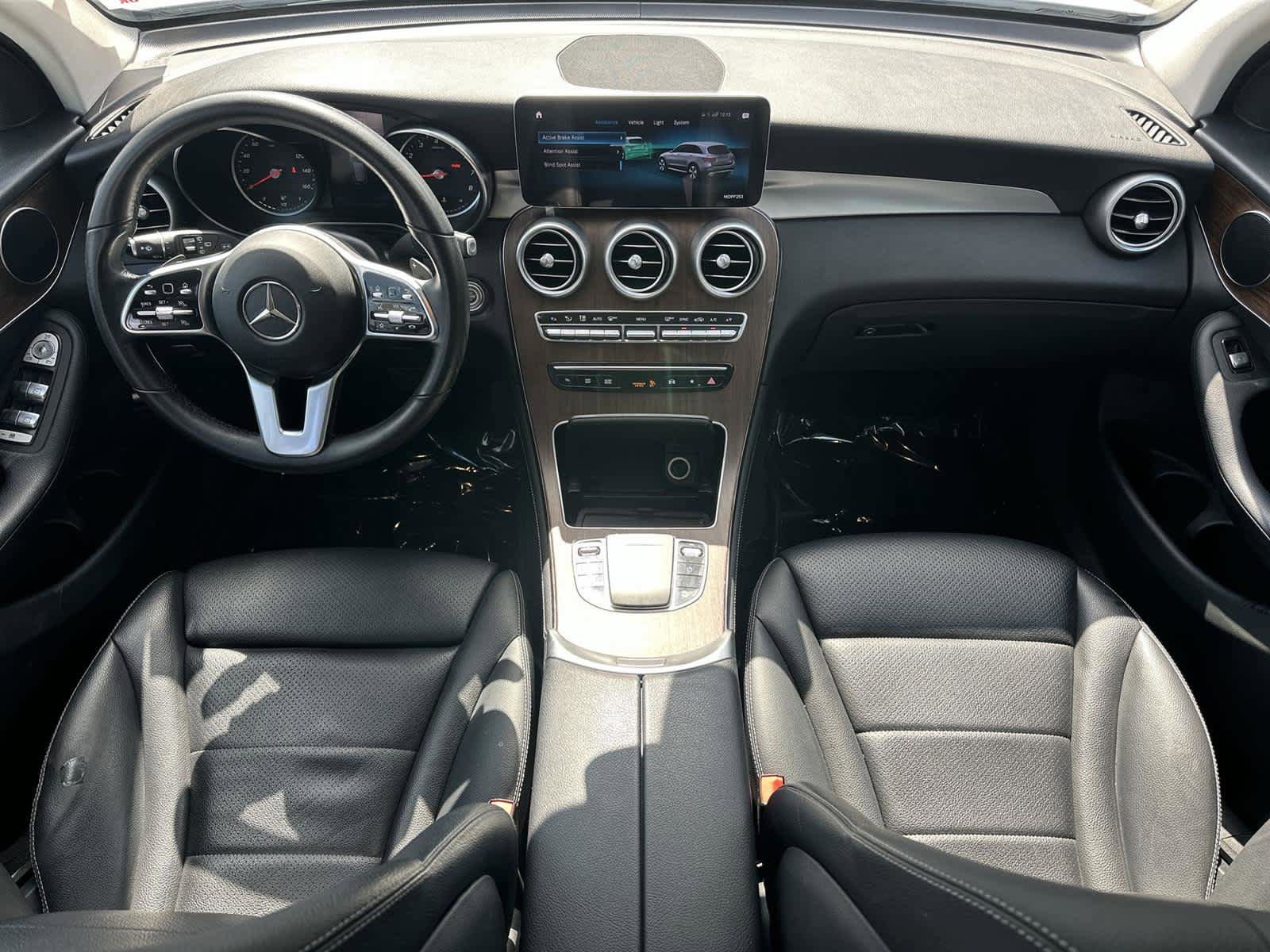 Used 2020 Mercedes-Benz GLC 300 image 11