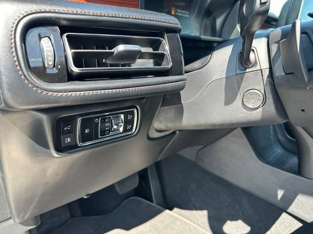 Used 2023 Lincoln Aviator Grand Touring w/ Equipment Group 301A AWD/4WD image 27