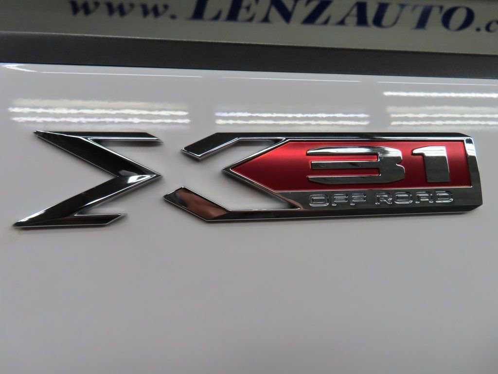 Used 2025 GMC Sierra 2500 SLE image 47