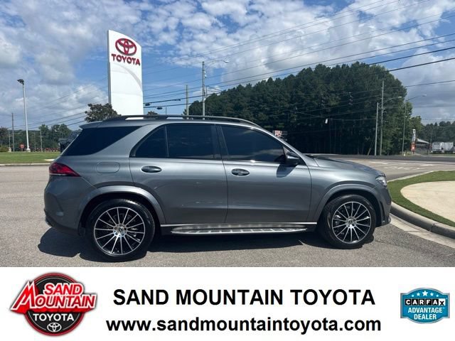 Used 2021 Mercedes-Benz GLE 350 w/ AMG Line Exterior image 2