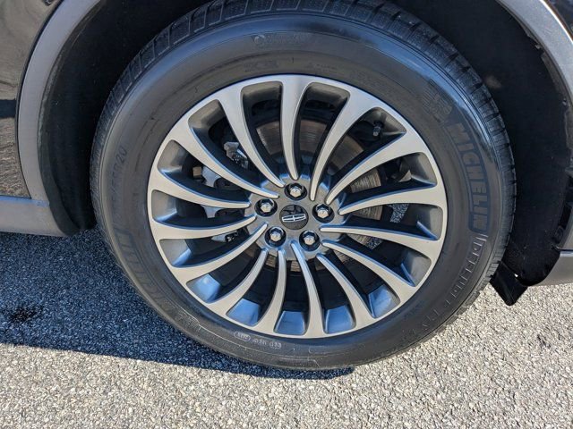 Used 2021 Lincoln Aviator Reserve w/ Equipment Group 201A image 11